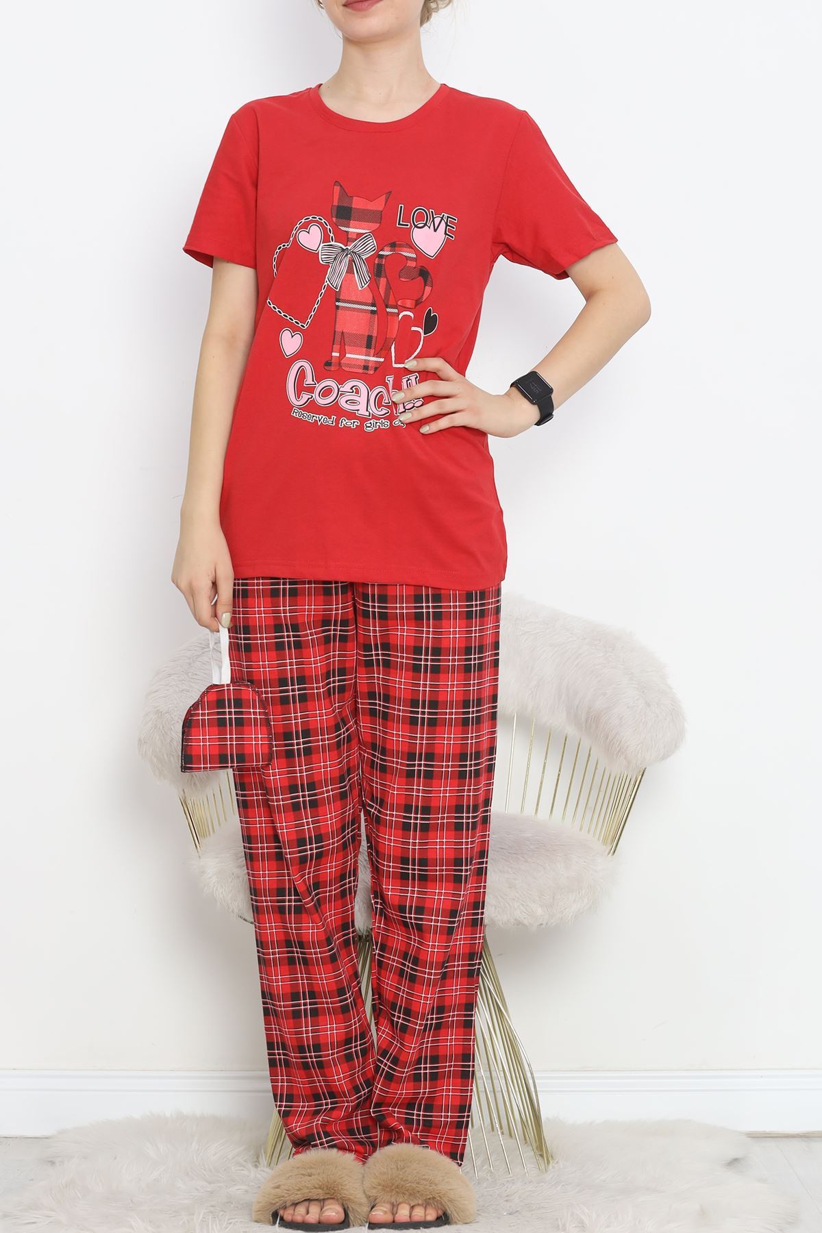 CLZ275 Desenli Pijama Takımı Kırmızı1