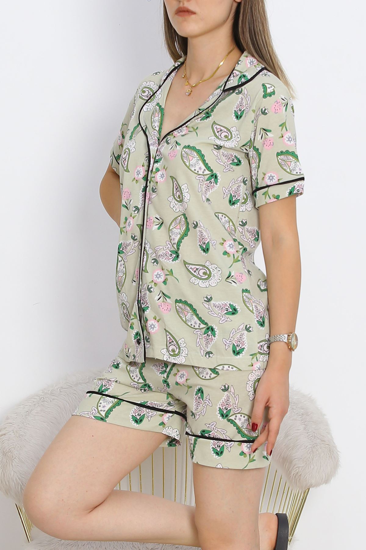 Düğmeli Şortlu Pijama Takımı Mint