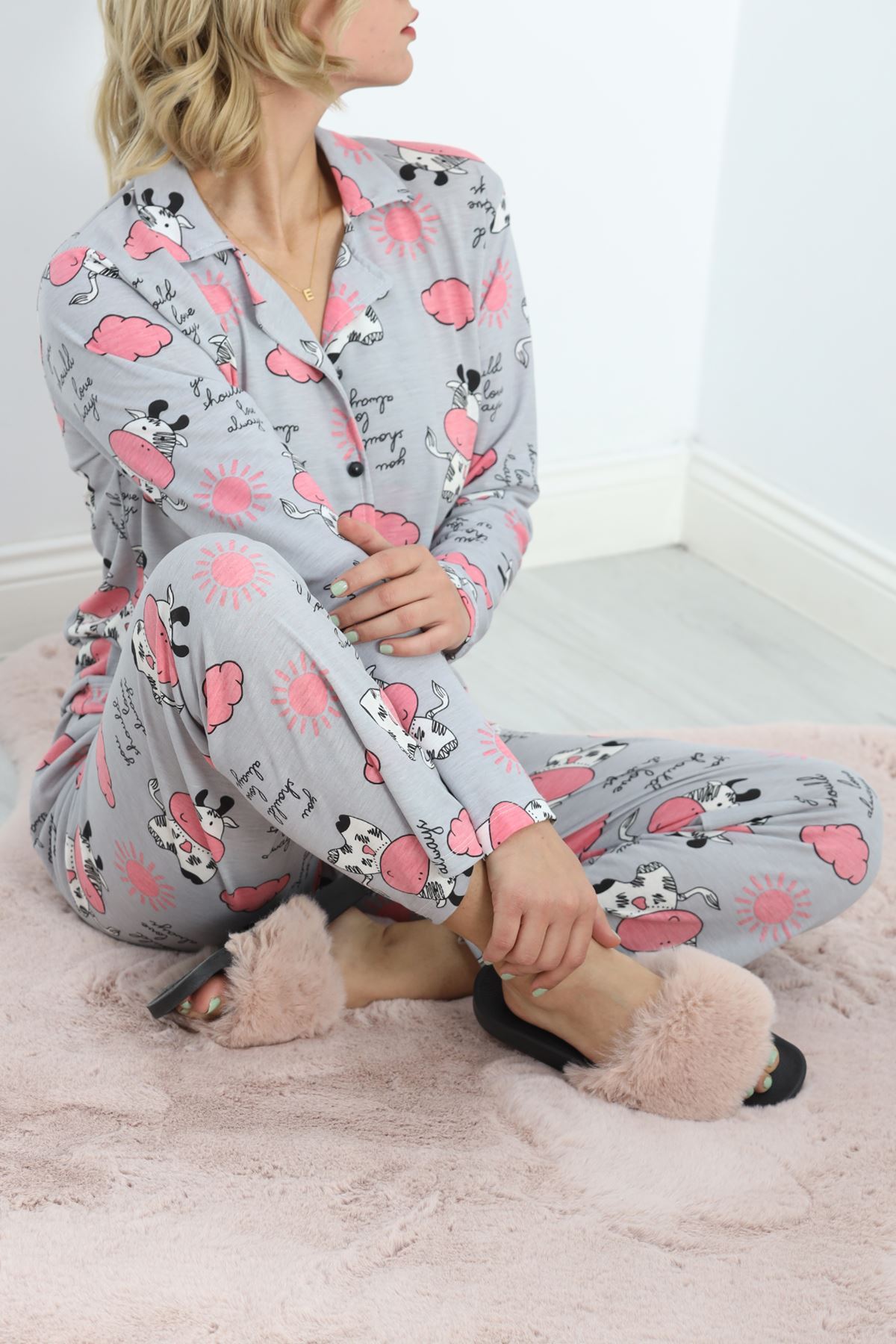 Önü Düğmeli Pijama Takımı Gri