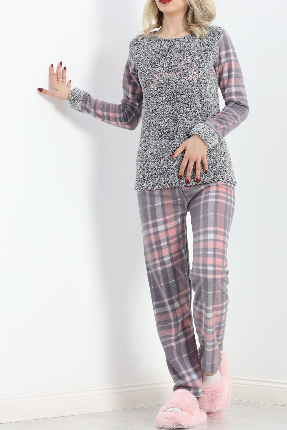 Peluş Polar Pijama Takımı Grikareli