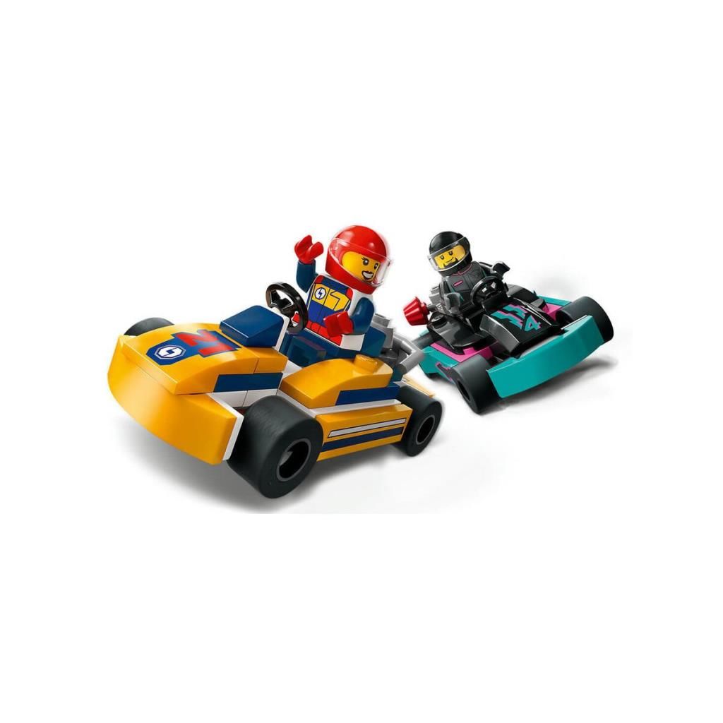 CLZ193 60400 ®  Go-Kart ve Yarış Sürücüleri 99 parça +5 yaş