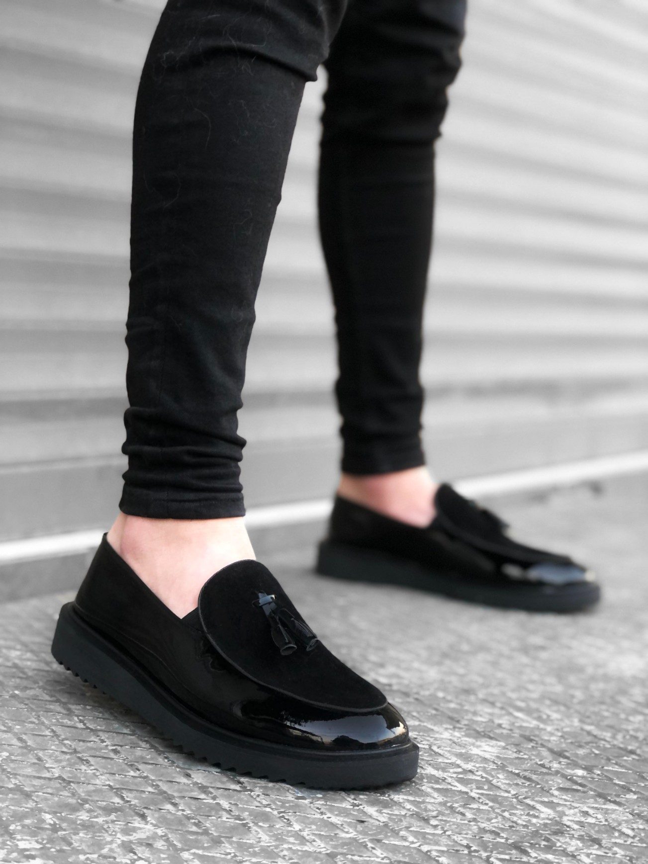 CLZ946 Bağcıksız Yüksek Siyah Taban Klasik Süet Detaylı Püsküllü Corcik Erkek Ayakkabı