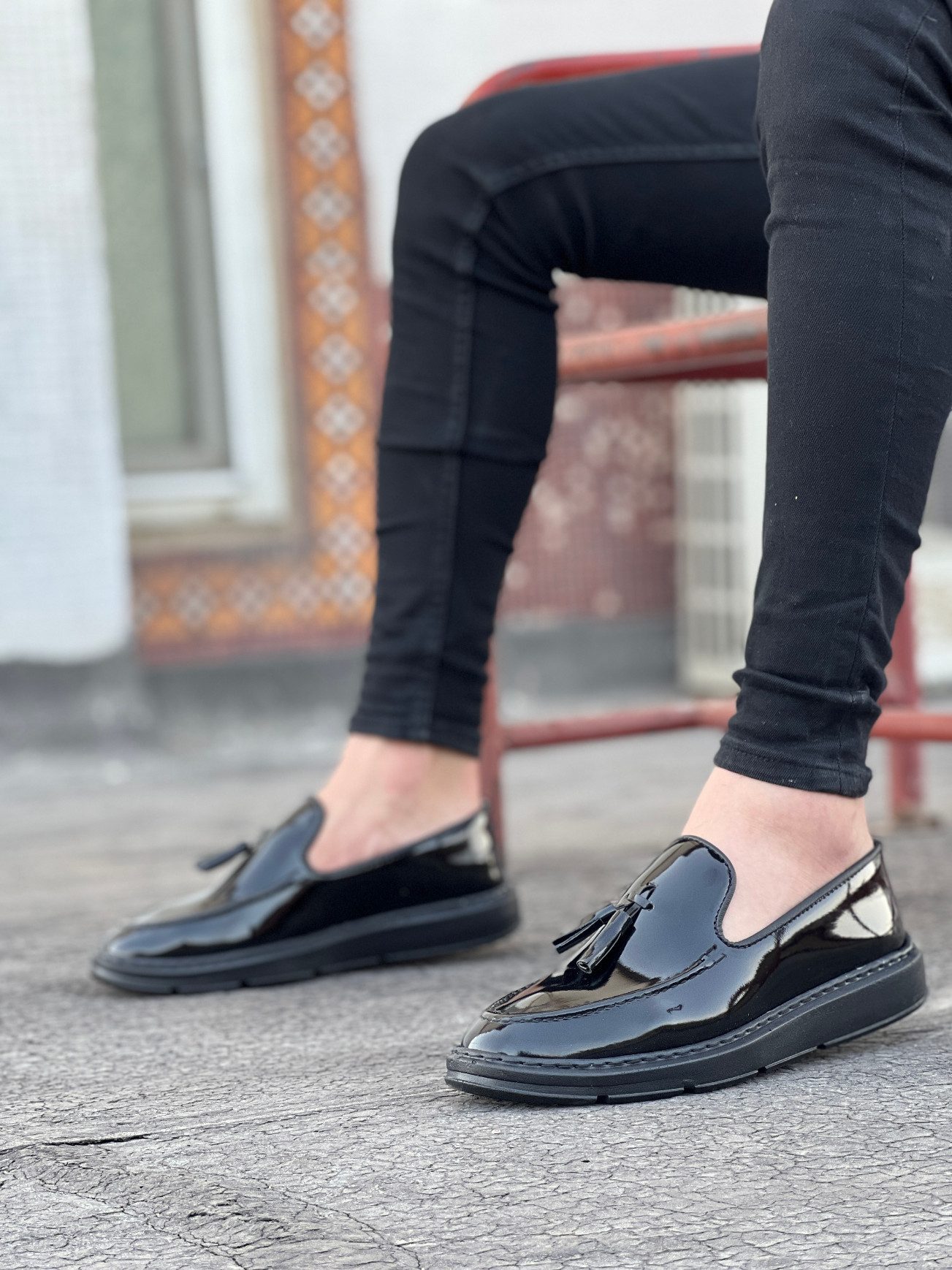CLZ946 Bağcıksız Yüksek Taban Siyah Rugan Klasik Püsküllü Corcik Erkek Ayakkabısı