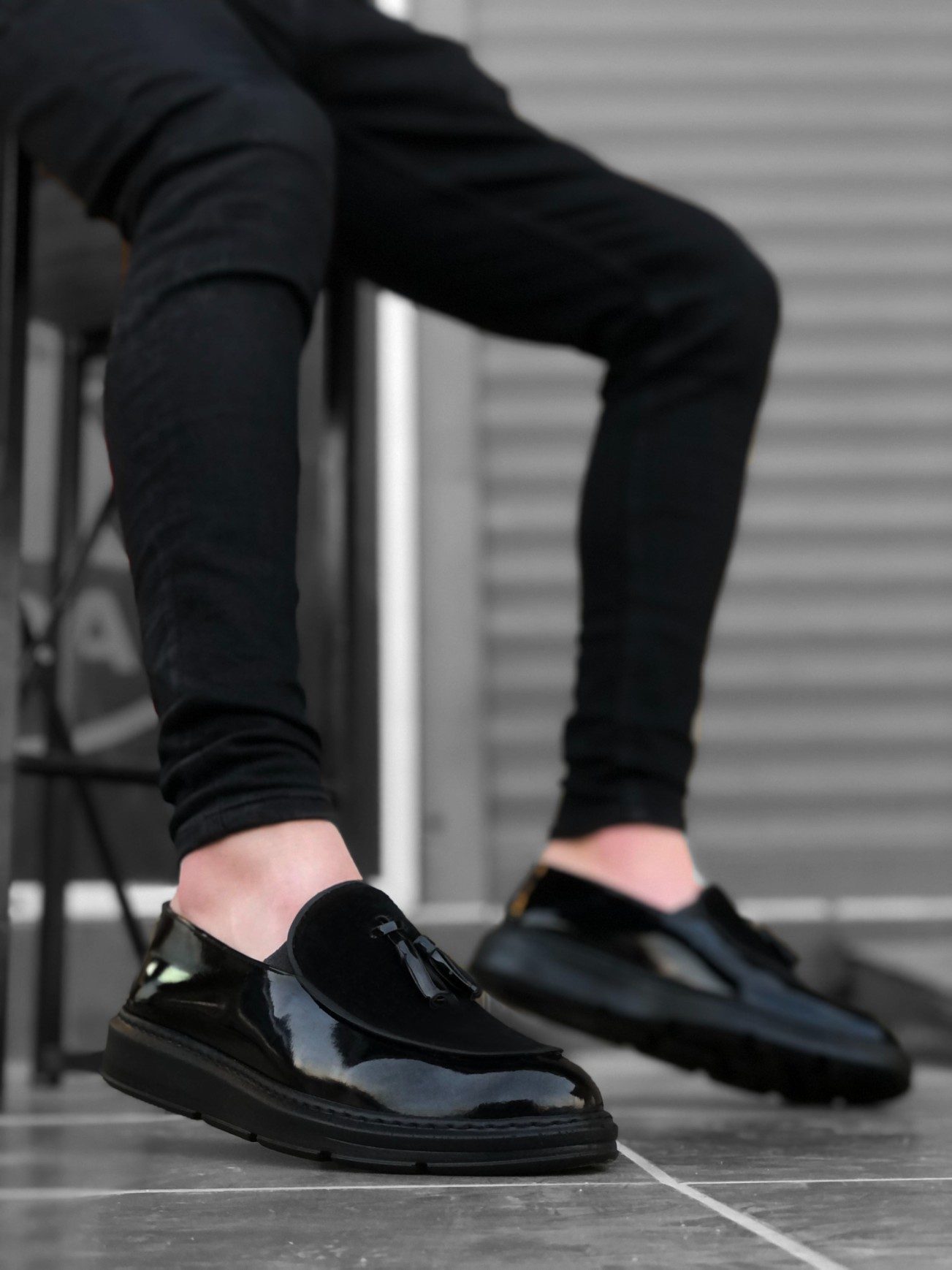 CLZ946 Bağcıksız Yüksek Taban Siyah Taban Klasik Süet Detaylı Püsküllü Corcik Erkek Ayakkabı
