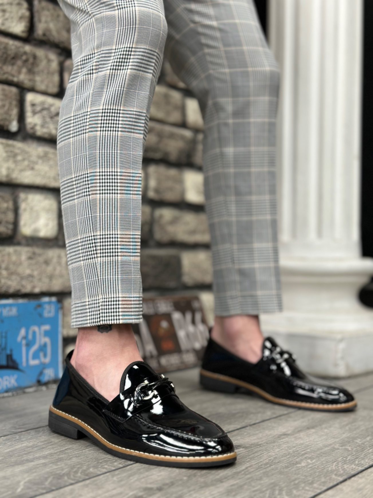 CLZ946 Rugan Püsküllü Corcik Siyah Çengel Tokalı Klasik Erkek Ayakkabısı