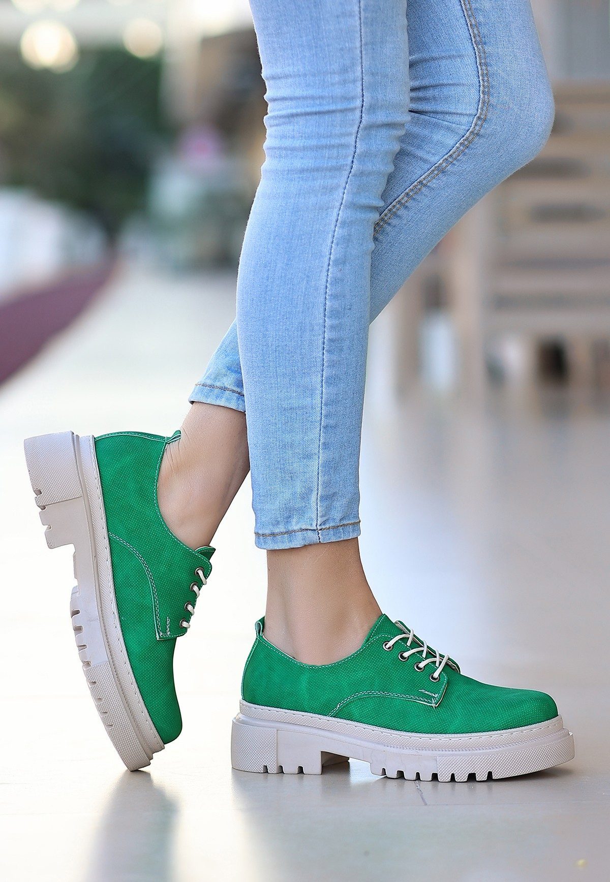CLZ741 - Yeşil Cilt Desenli Bağcıklı Ayakkabı