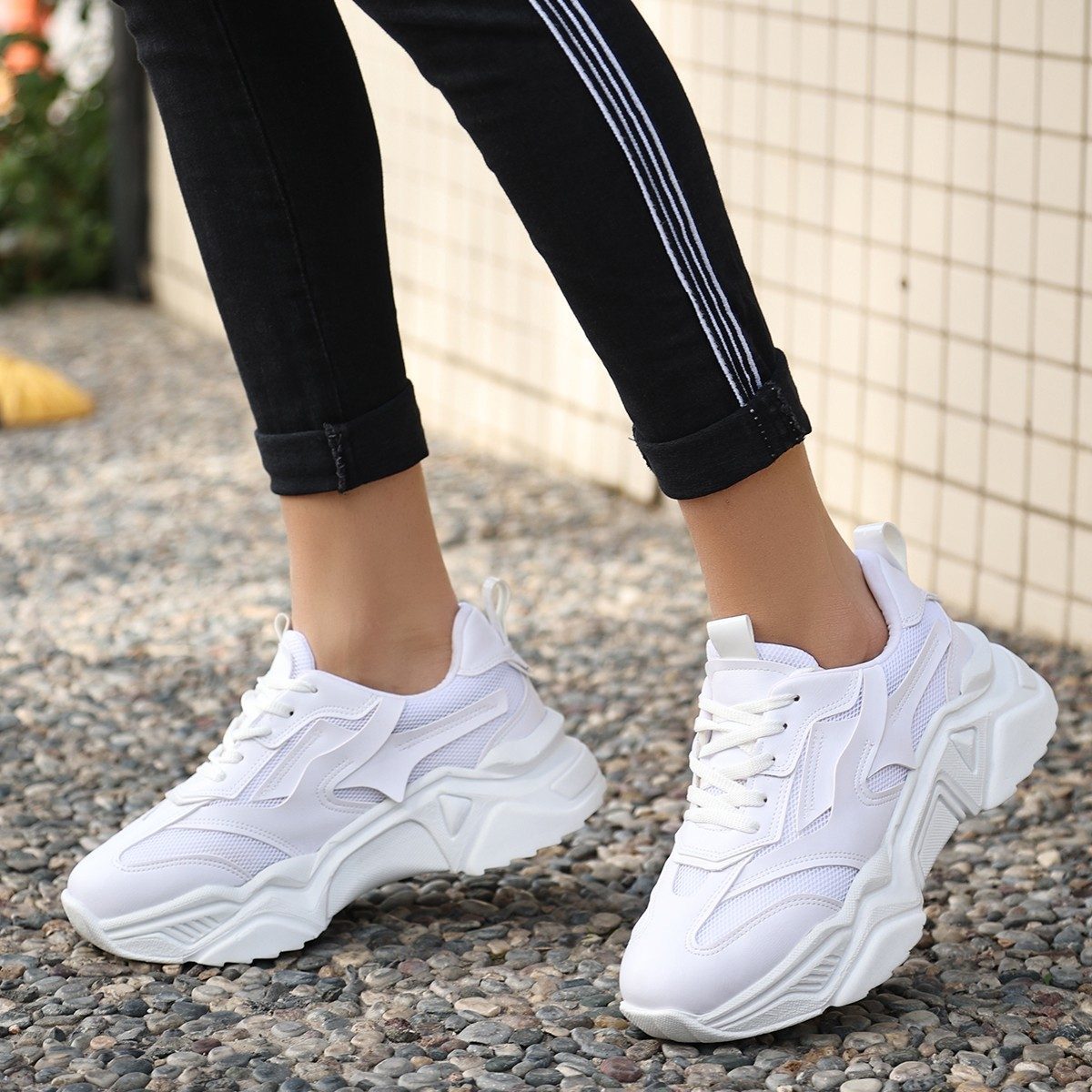 CLZ943 Beyaz Cilt Bağcıklı Spor Ayakkabı
