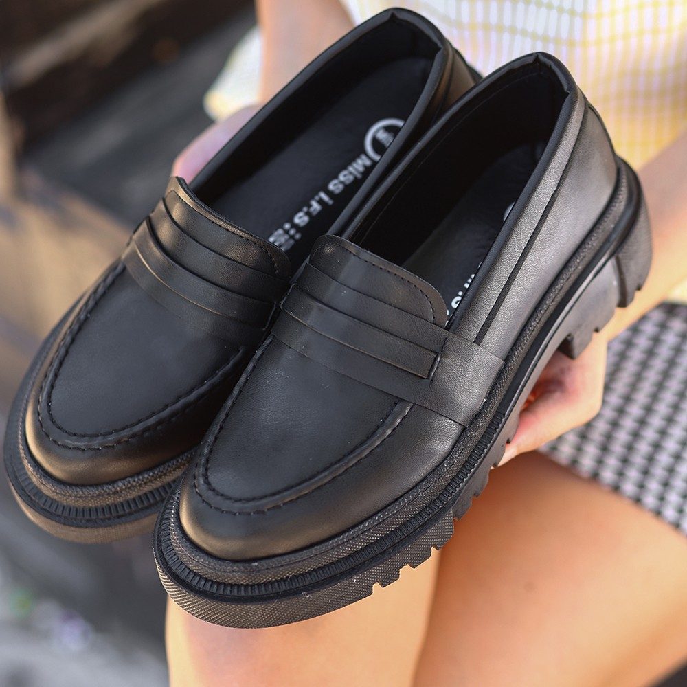 CLZ943 Siyah Cilt Ayakkabı