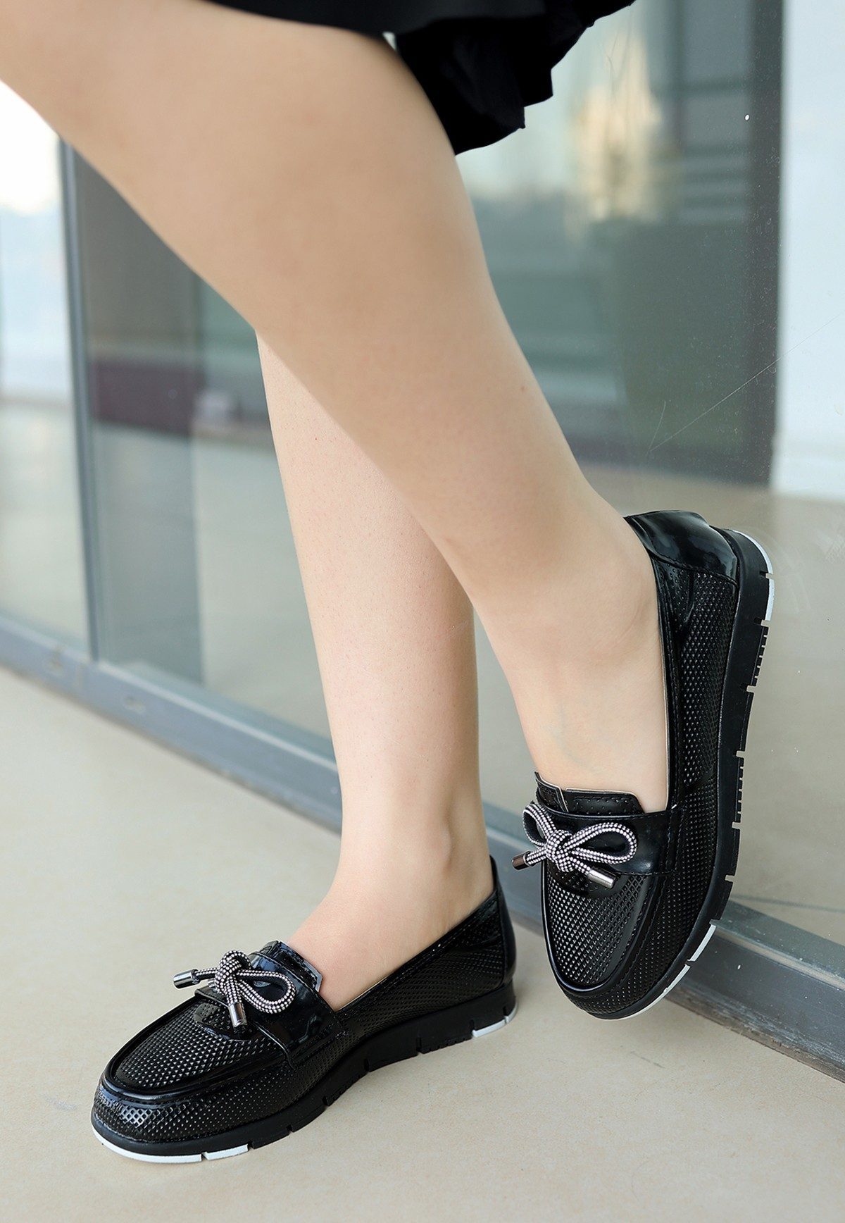 CLZ943 Siyah Rugan Babet Ayakkabı