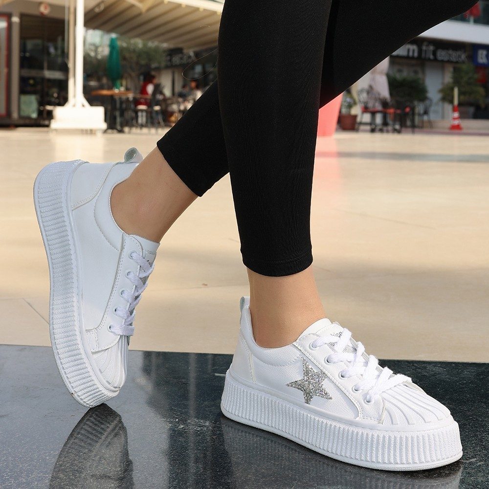 CLZ943 Beyaz Cilt Bağcıklı Spor Ayakkabı