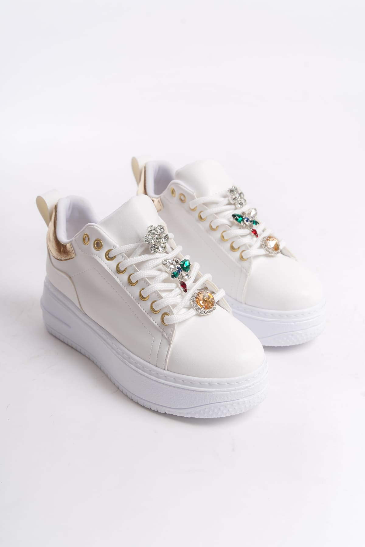 CLZ948  Bağcıklı Ortopedik Taban Renkli Taş Dekorlu Kadın Sneaker Ayakkabı BT Beyaz/Altın