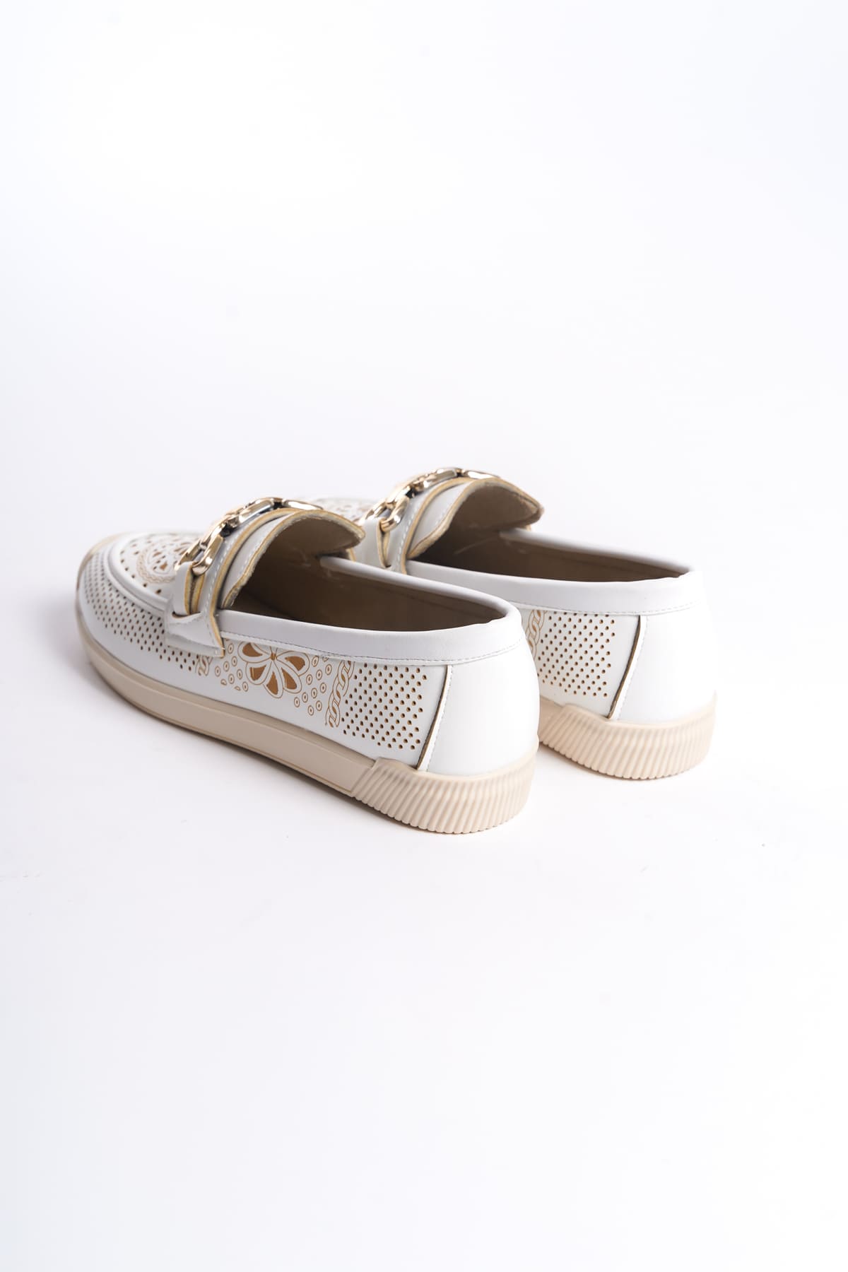 CLZ948  Bağcıksız Ortopedik Rahat Taban Çiçek Desenli Babet Ayakkabı KT Beyaz