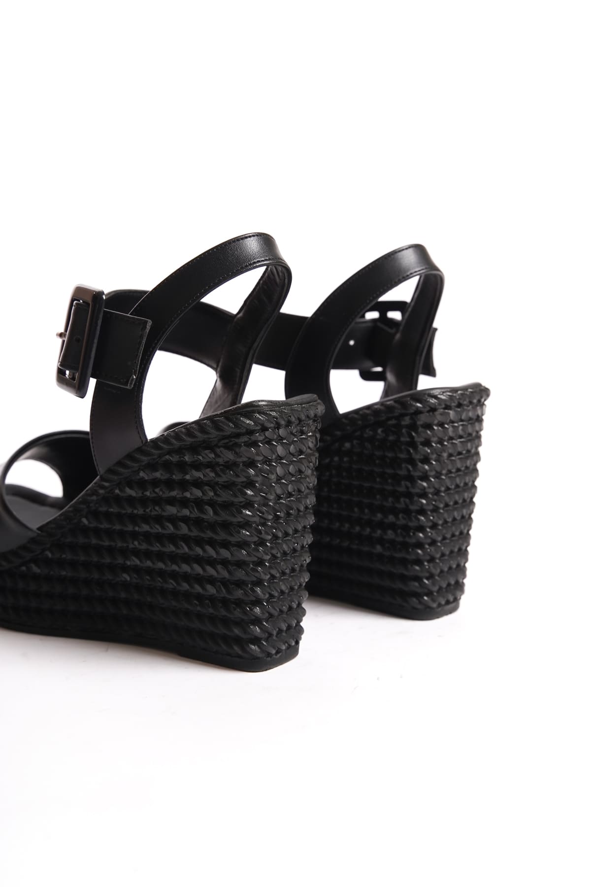 CLZ948  Tokalı Lastikli Dolgu Topuklu Ortopedik Taban Hasır Görünümlü Kadın Sandalet ST Siyah