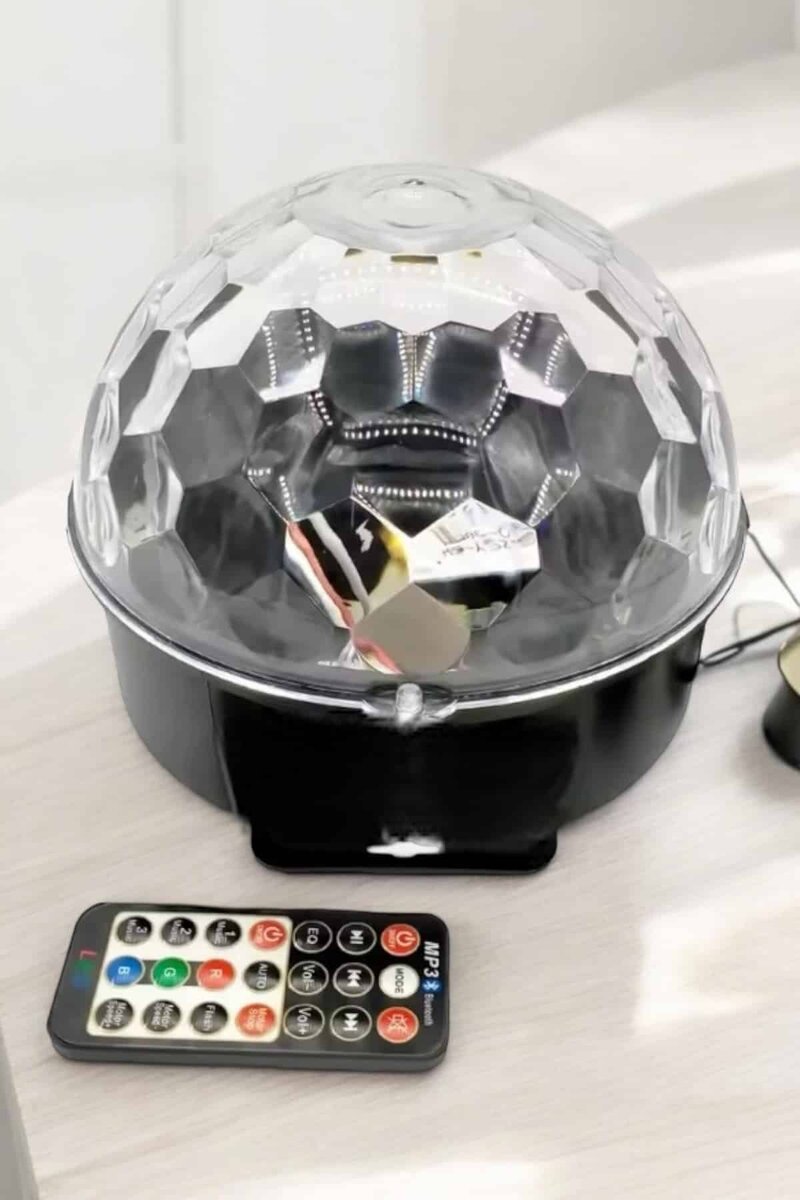 Bluetooth ve Uzaktan Kumandalı Çok Renkli Masaüstü Disko Topu Bluetooth ve Uzaktan Kumandalı Çok Renkli Masaüstü Disko Topu