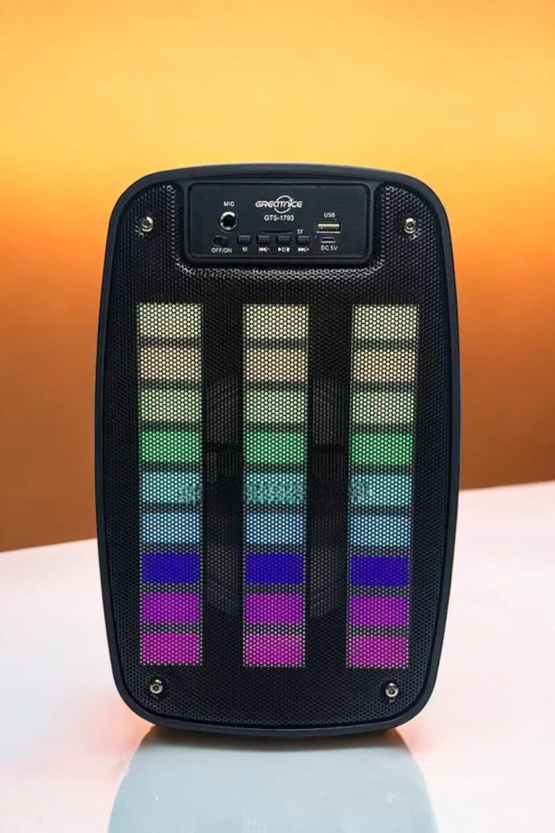 Bluetooth Hoparlör RGB Işıklı USB SD Kart Girişli Taşınabilir Bluetooth Hoparlör RGB Işıklı USB SD Kart Girişli Taşınabilir