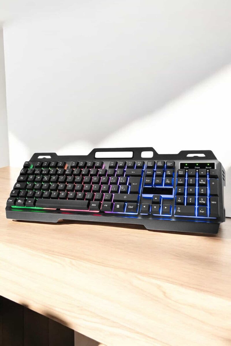 Led Işıklı Oyuncu Klavye Usb Girişli RGB Işıklı Q Klavye Mouse Hediyeli Led Işıklı Oyuncu Klavye Usb Girişli RGB Işıklı Q Klavye Mouse Hediyeli