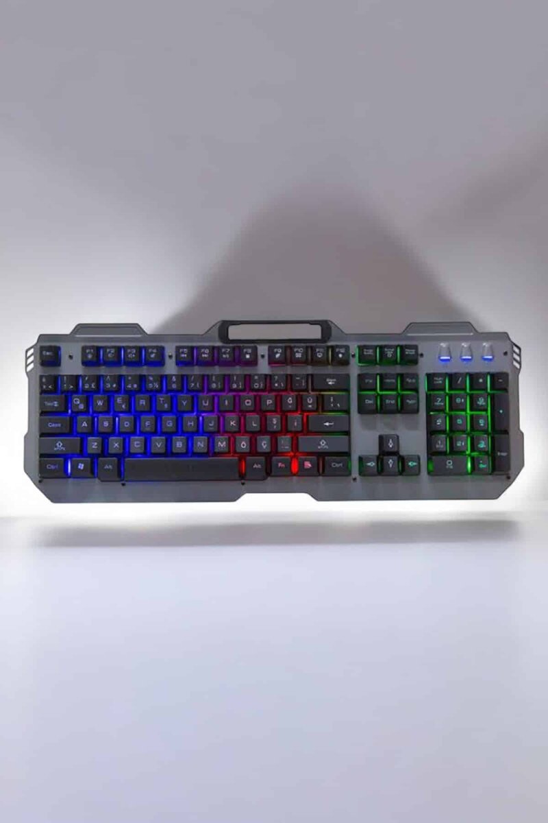 Oyuncu Klavyesi Q Klavye RGB Işıklı Mouse Hediyeli Oyuncu Klavyesi Q Klavye RGB Işıklı Mouse Hediyeli