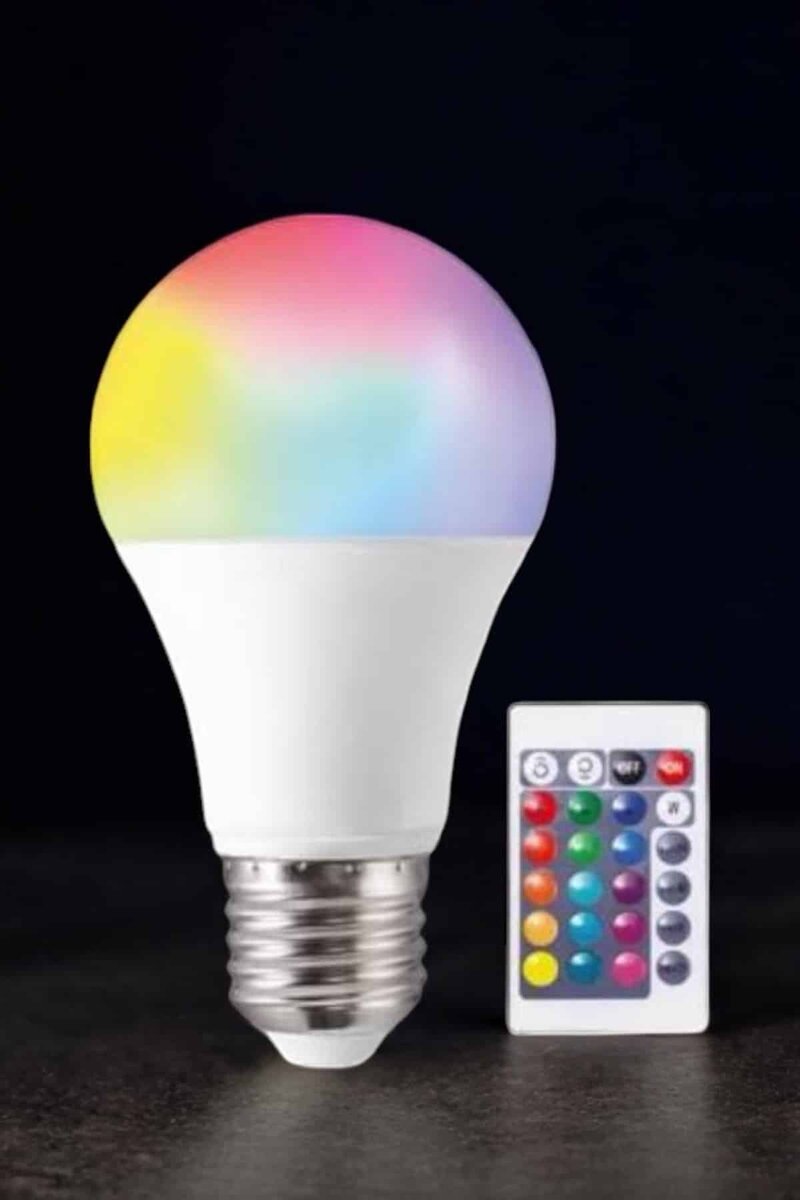 Renk Değiştirebilen RGB Işıklı Led Ampul A+Enerji 15 Watt Led Işık Renk Değiştirebilen RGB Işıklı Led Ampul A+Enerji 15 Watt Led Işık