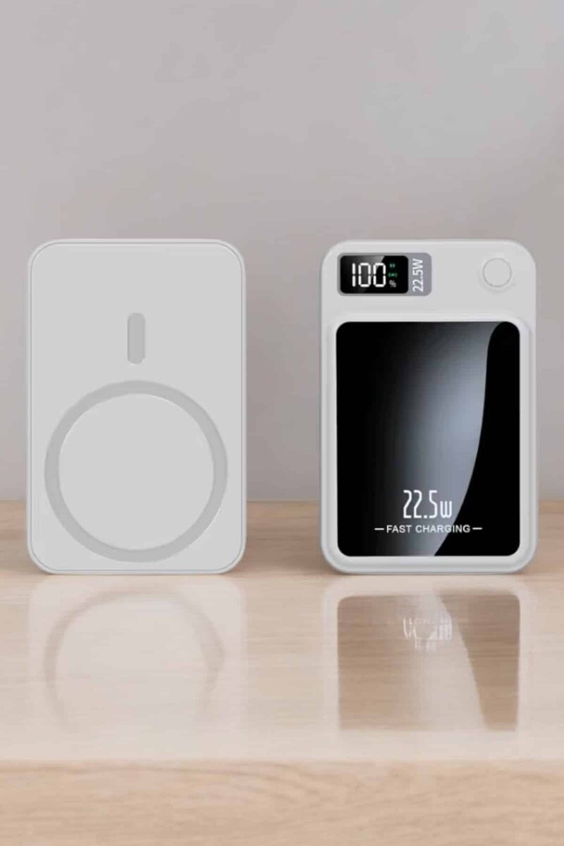 iOS Uyumlu 22.5W Hızlı Şarj Magsafe Powerbank Dijital Göstergeli 10.000 mAh iOS Uyumlu 22.5W Hızlı Şarj Magsafe Powerbank Dijital Göstergeli 10.000 mAh