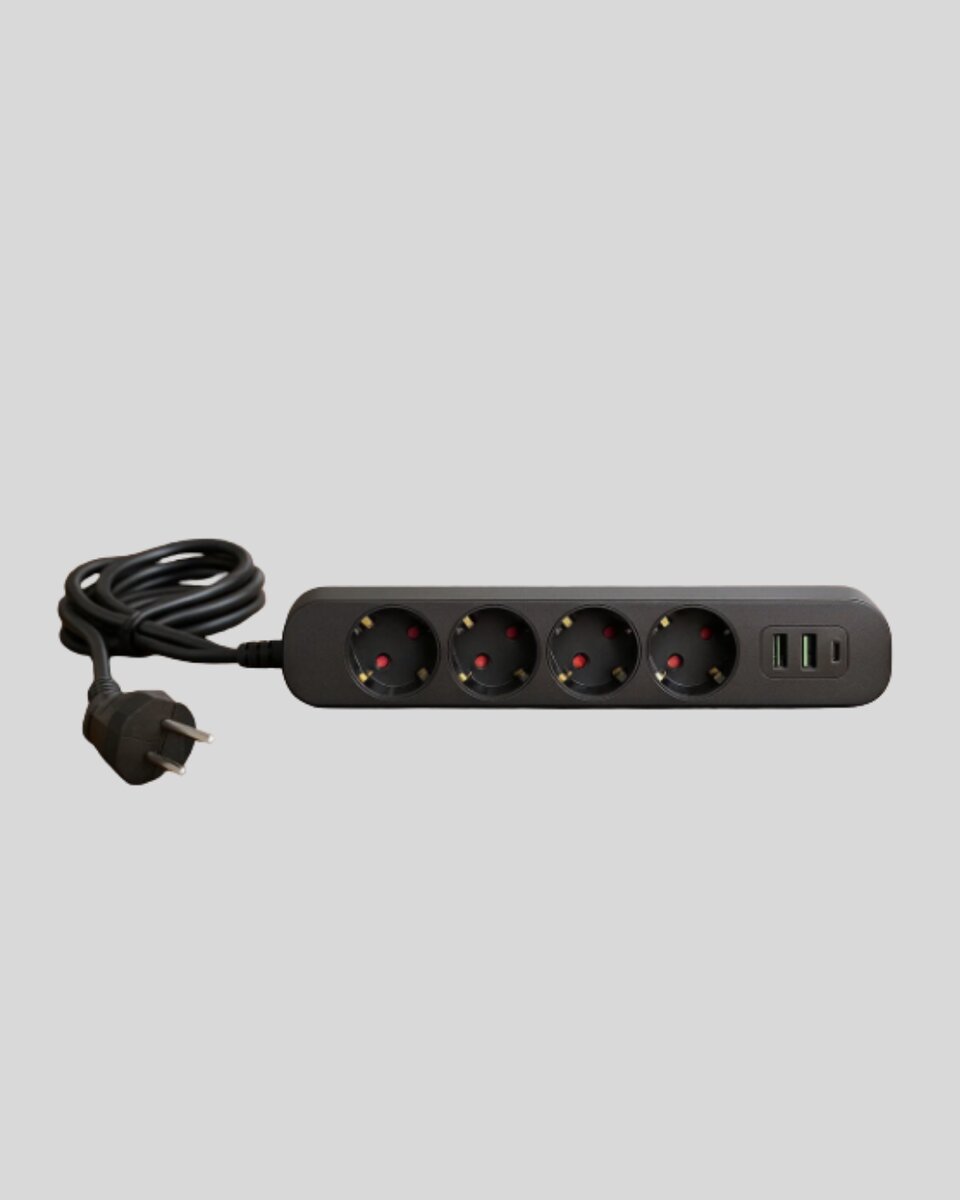 Akım Korumalı Çoklu Priz 4’lü 2 USB 1 Type-C 2500W Güçlü Tasarım Akım Korumalı Çoklu Priz 4’lü 2 USB 1 Type-C 2500W Güçlü Tasarım