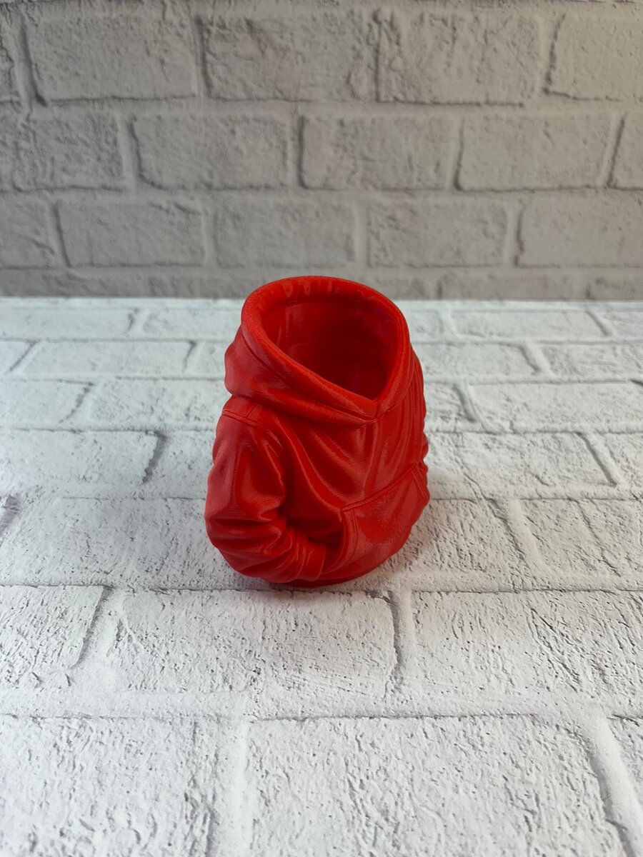 Kırmızı Hoodie Kalemlik 10x10 cm Masa Üstü Düzenleyici Kırmızı Hoodie Kalemlik 10x10 cm Masa Üstü Düzenleyici