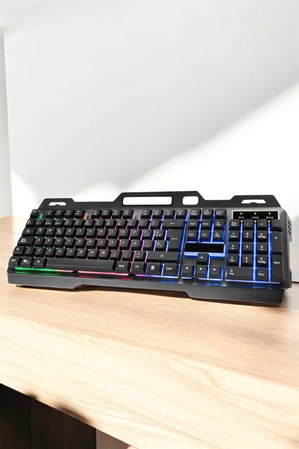 Led Işıklı Oyuncu Klavye Usb Girişli RGB Işıklı Q Klavye Mouse Hediyeli Led Işıklı Oyuncu Klavye Usb Girişli RGB Işıklı Q Klavye Mouse Hediyeli