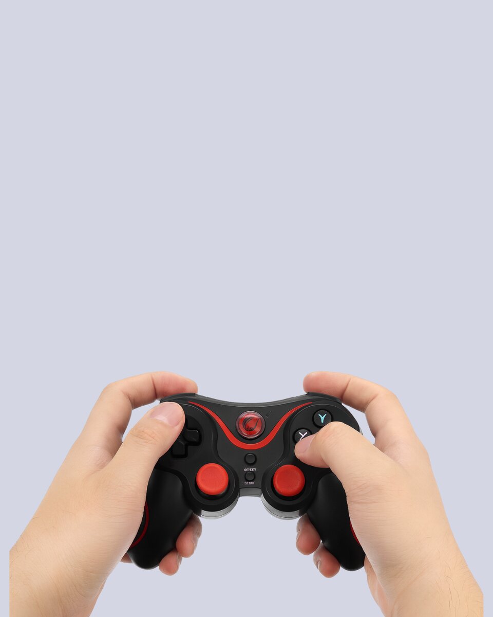Rahat Kavrama ve Düşük Gecikme Teknolojili Gamepad Rahat Kavrama ve Düşük Gecikme Teknolojili Gamepad