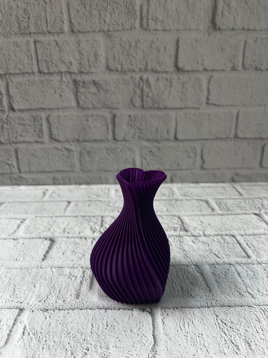 5 cm Mor Kalp Formlu Mini Vazo Modern Mini Dekor Ürünü 5 cm Mor Kalp Formlu Mini Vazo Modern Mini Dekor Ürünü