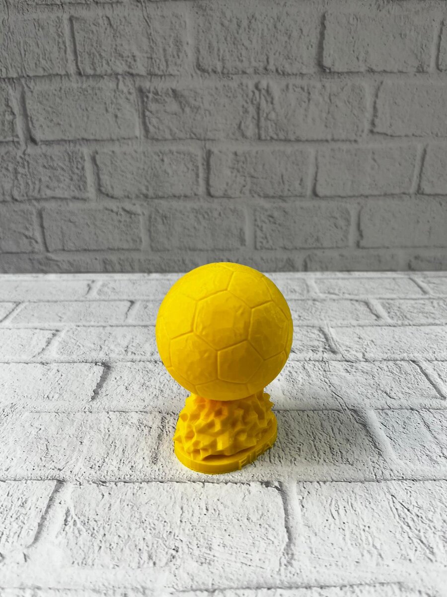 Sarı FIFA Topu Dekoratif Biblo 10cm Modern Masa Üstü Aksesuar