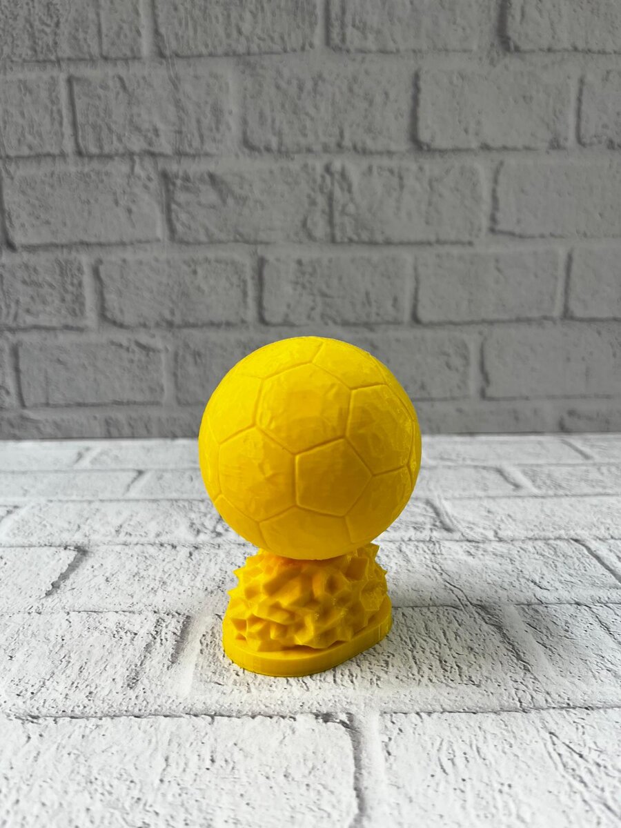Sarı FIFA Topu Dekoratif Biblo 10cm Modern Masa Üstü Aksesuar