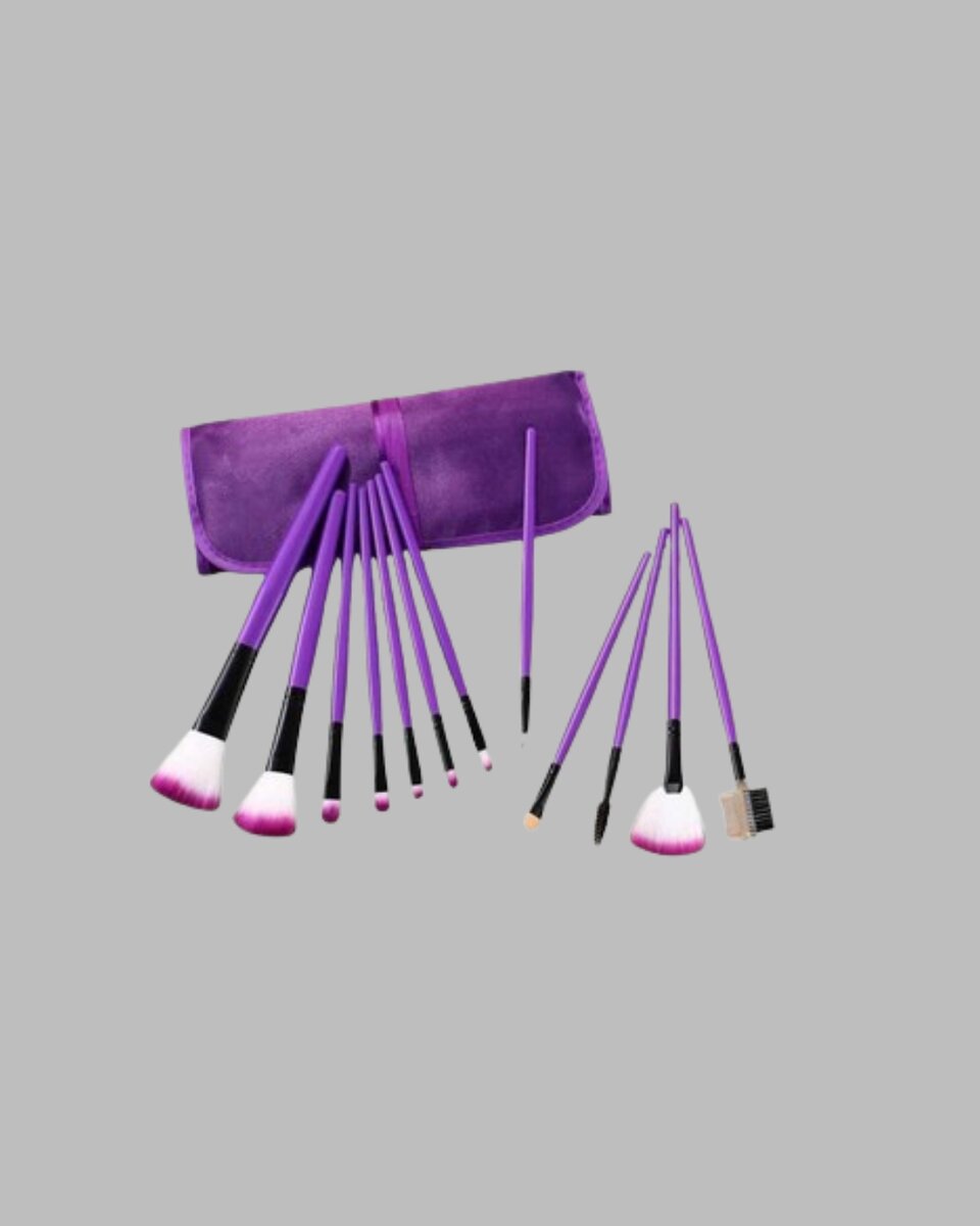 Fondöten, Allık ve Far Uygulamalarına Uygun 12 Parça Makyaj Fırça Takımı Ergonomik Saplı Fondöten, Allık ve Far Uygulamalarına Uygun 12 Parça Makyaj Fırça Takımı Ergonomik Saplı