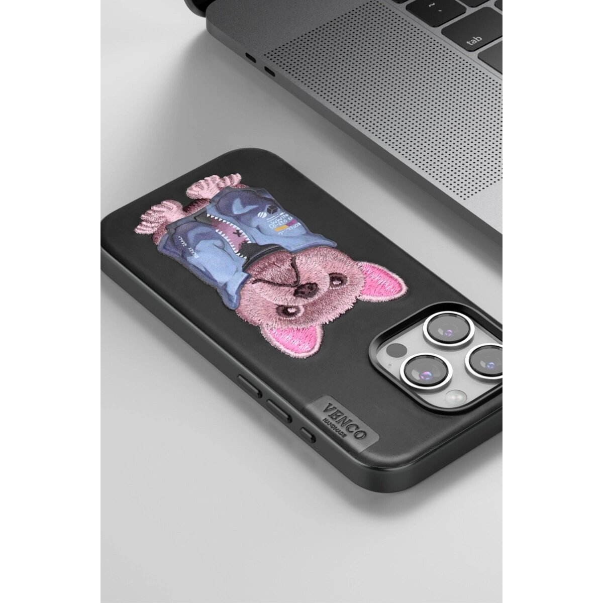 Venco Apple İphone 15 Pro Cute Desenli Kapak - Siyah