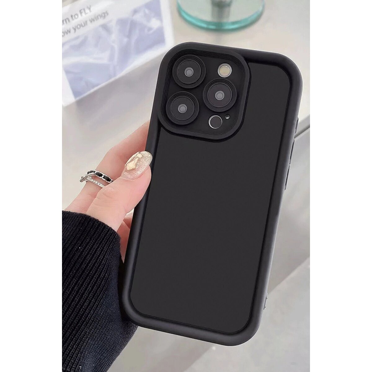 Apple İphone 16 Pro Kılıf Viera Silikon - Koyu Yeşil