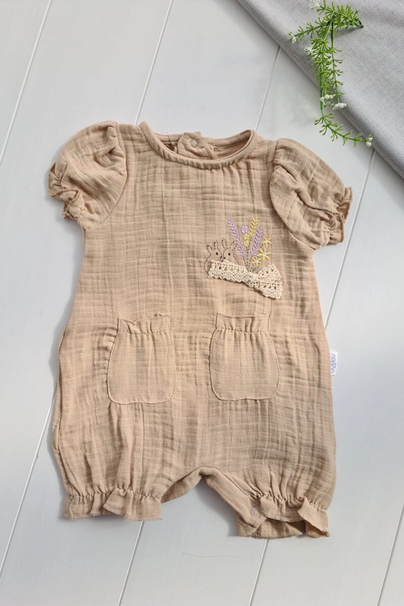 Müslin Kumaş Çiçek Nakışlı Pamuklu Kız Bebek Tulum (Renkli · Kahverengi)