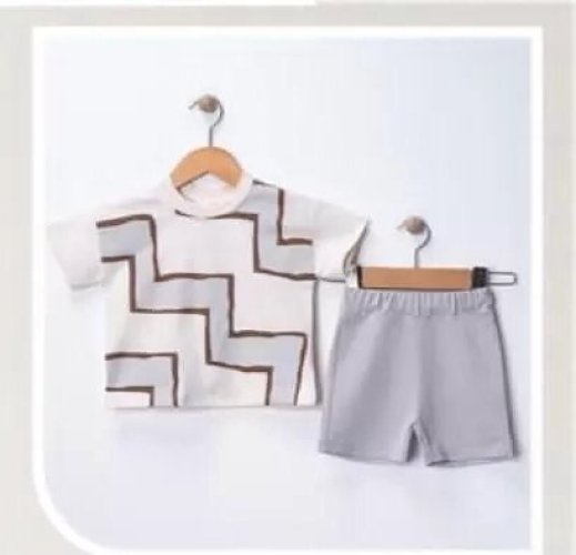 6/18 Ay Geometrik Baskılı Oversize Bebek Takımı