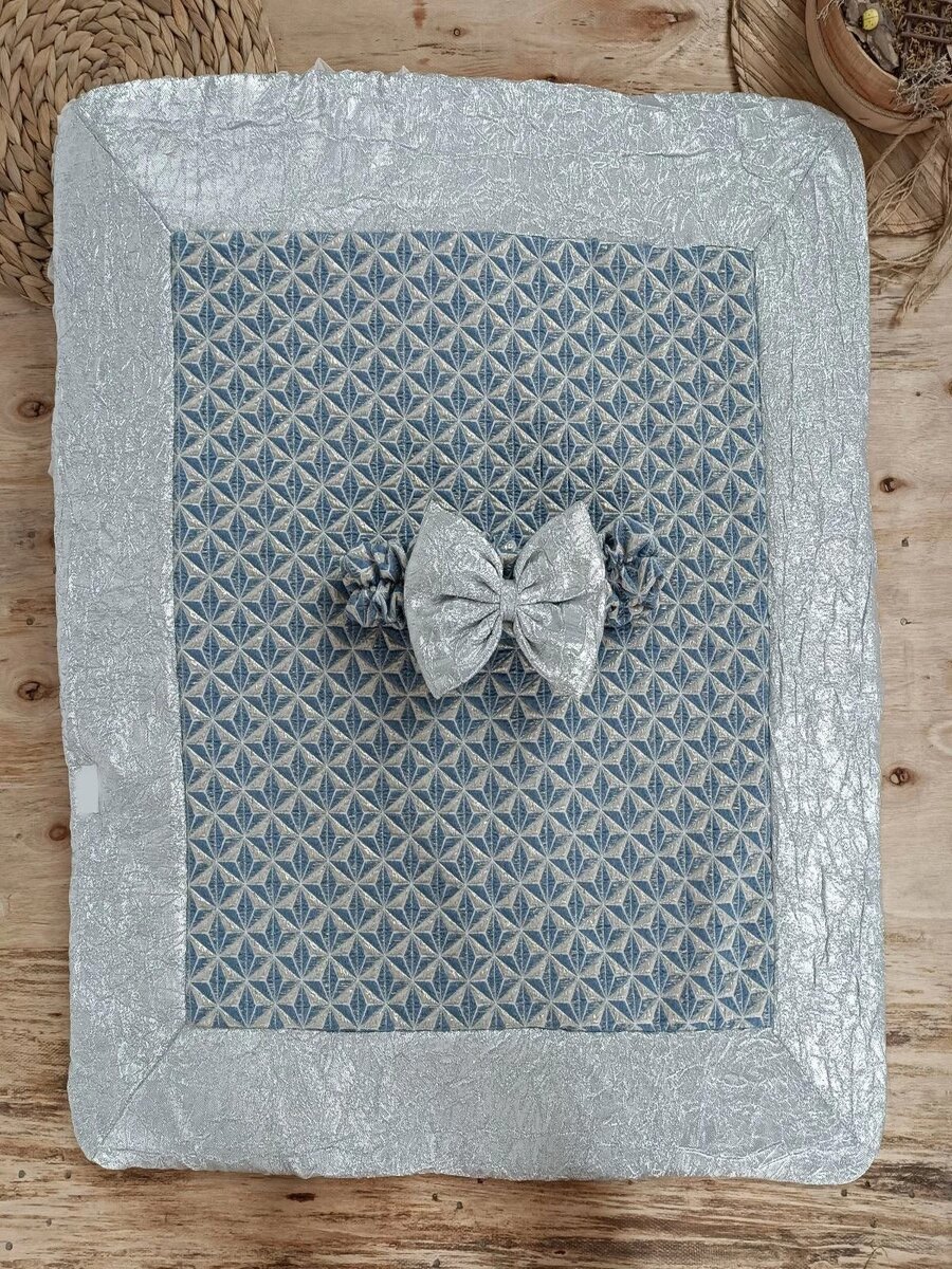 Yenidoğan Piramit Desenli Güpür İşlemeli Bebek Battaniyesi Kundak Gümüş Yenidoğan Piramit Desenli Güpür İşlemeli Bebek Battaniyesi Kundak Gümüş