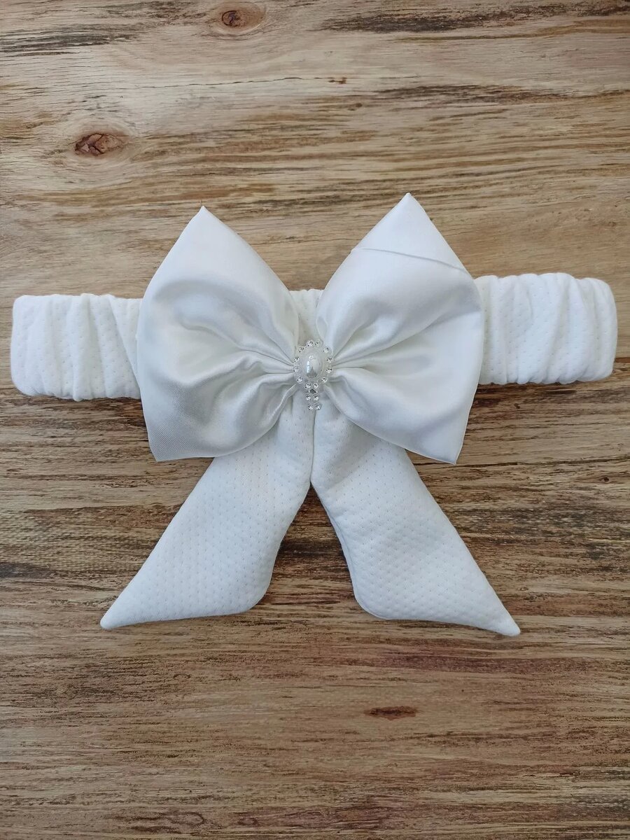 Yenidoğan Sahra My Princess Nakışlı Lüks Kundak Bebek Battaniyesi Ekru Yenidoğan Sahra My Princess Nakışlı Lüks Kundak Bebek Battaniyesi Ekru