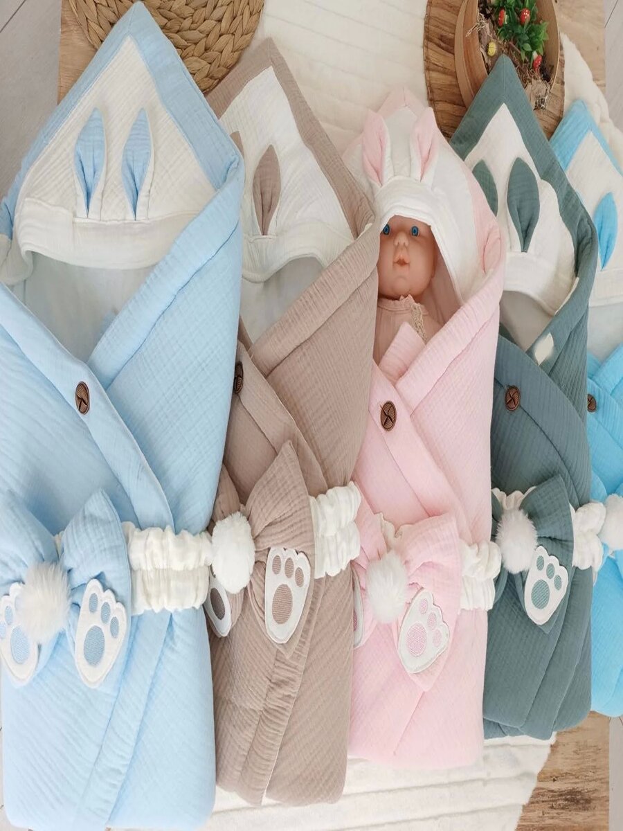 Yenidoğan 4 Kat Müslin Kumaş Kulaklı Patili Fiyonk Bebek Battaniyesi Kundak Mavi Yenidoğan 4 Kat Müslin Kumaş Kulaklı Patili Fiyonk Bebek Battaniyesi Kundak Mavi