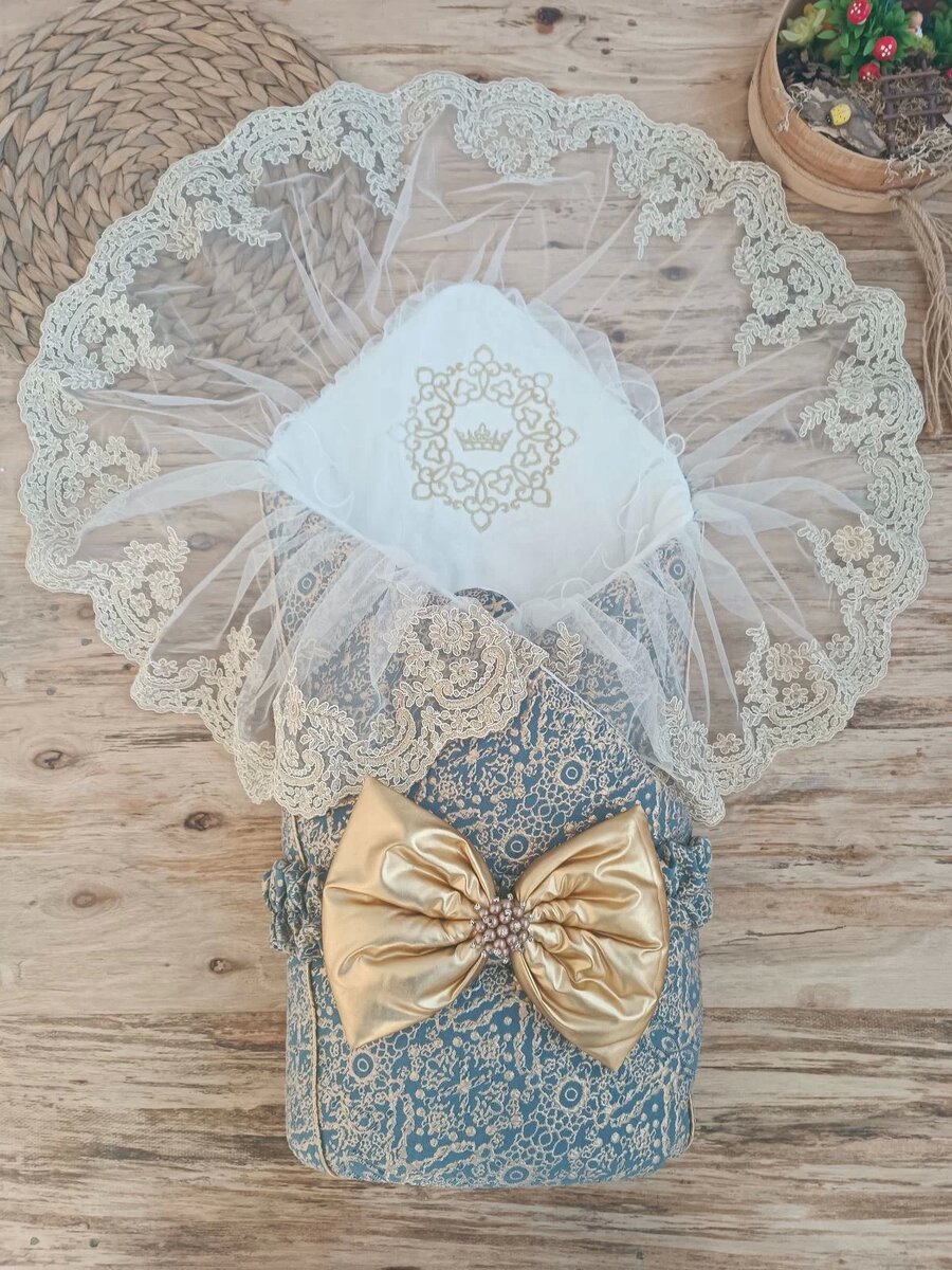 Yenidoğan Kabartma Desenli Gold Fiyonklu Güpürlü Bebek Battaniyesi Kundak Gold Yenidoğan Kabartma Desenli Gold Fiyonklu Güpürlü Bebek Battaniyesi Kundak Gold