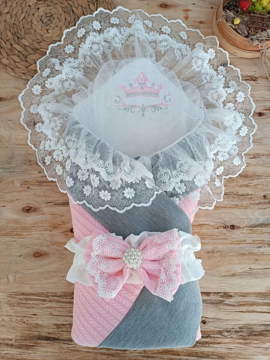 Yenidoğan Teri Cotton Taç Nakışlı Prizma Taş Kundak Bebek Battaniyesi Pembe Yenidoğan Teri Cotton Taç Nakışlı Prizma Taş Kundak Bebek Battaniyesi Pembe