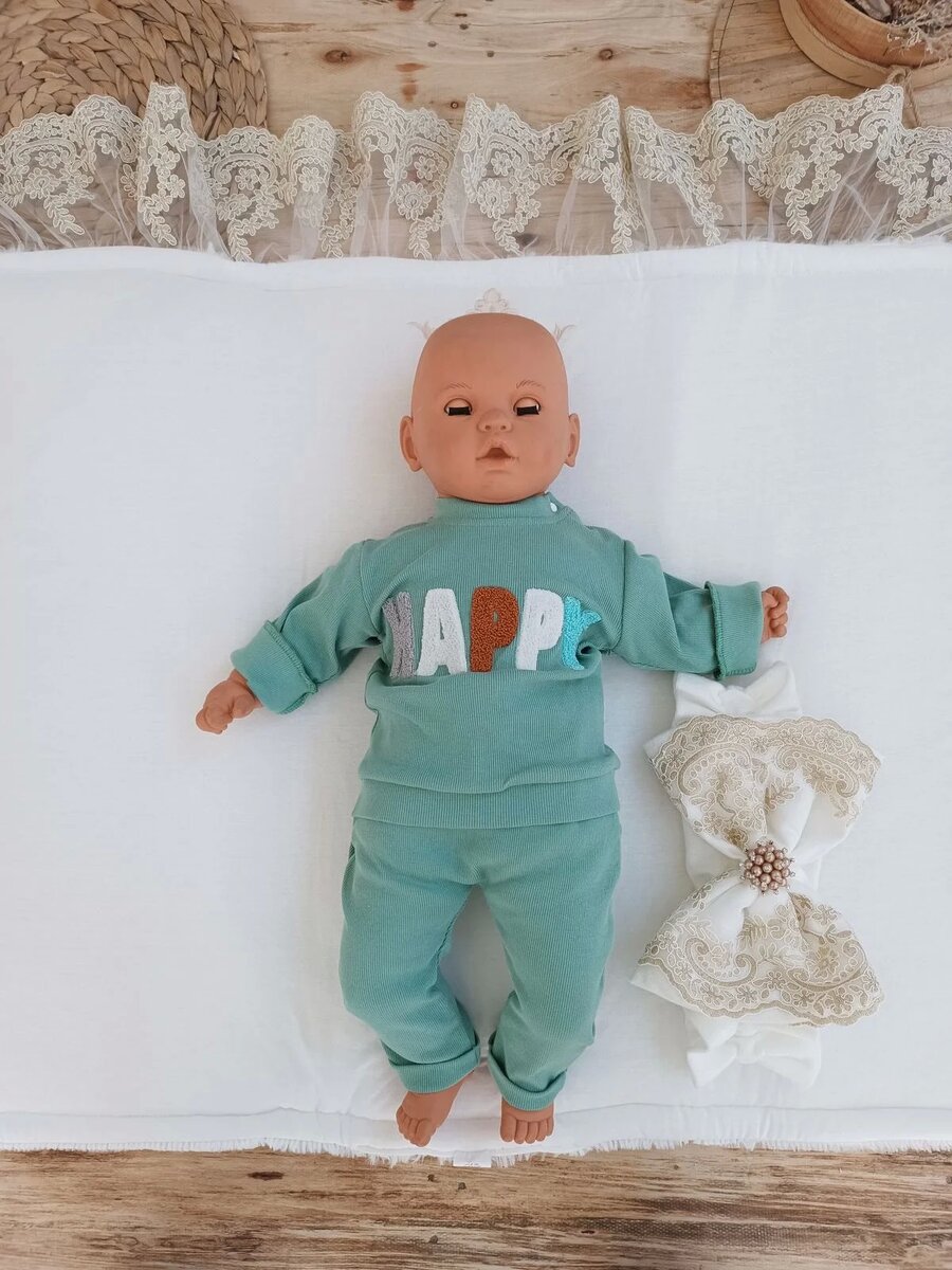 Yenidoğan Beyaz Wool Yün Kumaş Taç Nakışlı Trilüks Kundak Bebek Battaniyesi Beyaz Yenidoğan Beyaz Wool Yün Kumaş Taç Nakışlı Trilüks Kundak Bebek Battaniyesi Beyaz