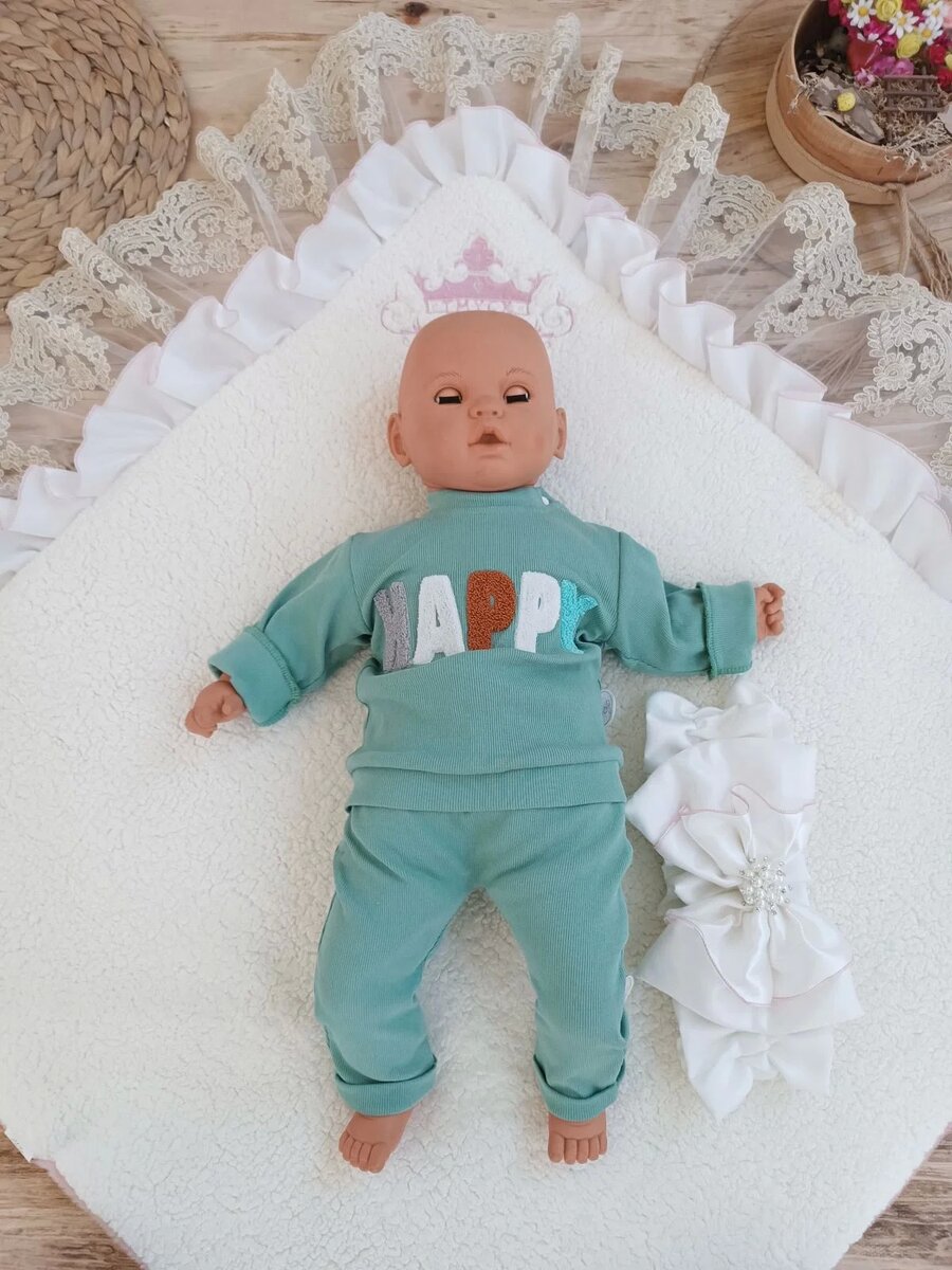 Yenidoğan Wool Yün Kumaş Taç Nakışlı Güpür Duvaklı Fiyonk Prizma Taş Unisex Kundak Bebek Battaniyesi Pembe Yenidoğan Wool Yün Kumaş Taç Nakışlı Güpür Duvaklı Fiyonk Prizma Taş Unisex Kundak Bebek Battaniyesi Pembe