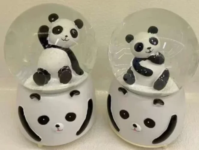 Siyah-beyaz Panda Kar Küresi Büyük Boy Siyah-beyaz Panda Kar Küresi Büyük Boy