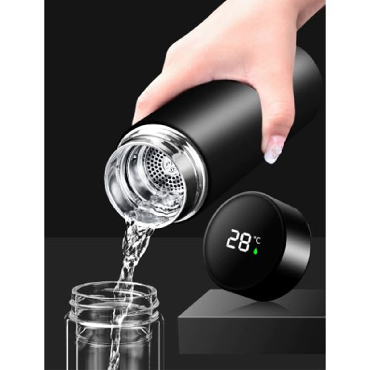 Dijital Sıcaklık Göstergeli Termos 500ml Dijital Sıcaklık Göstergeli Termos 500ml