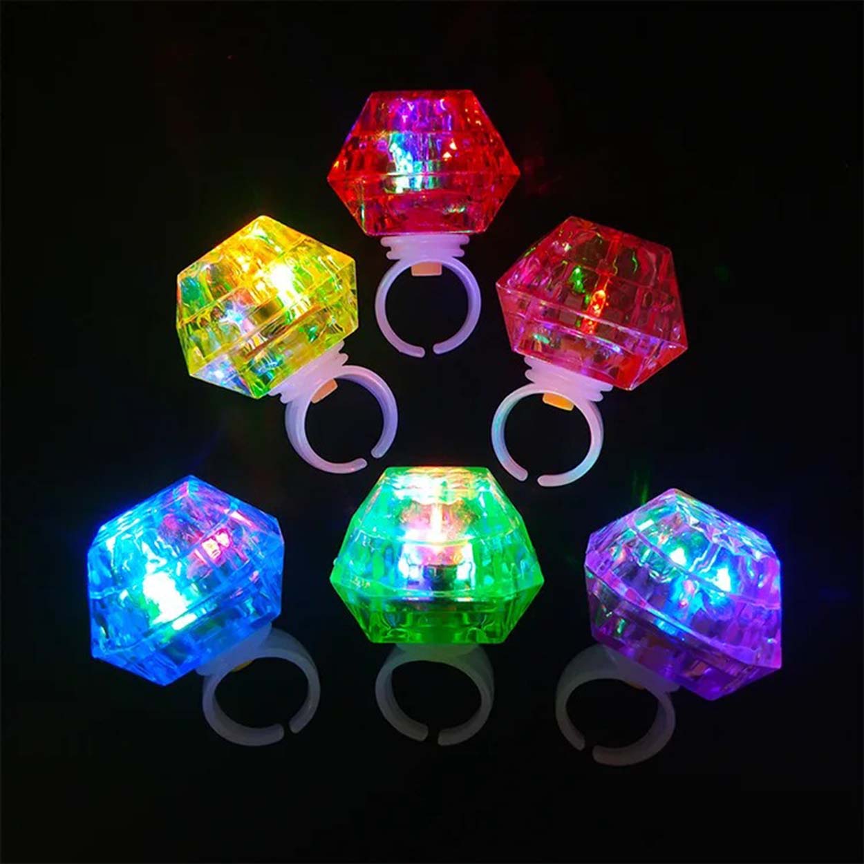 Kristal Tasarımlı Led Glow Işıklı 3 Modlu Pembe Yüzük 3.5 x 5 cm