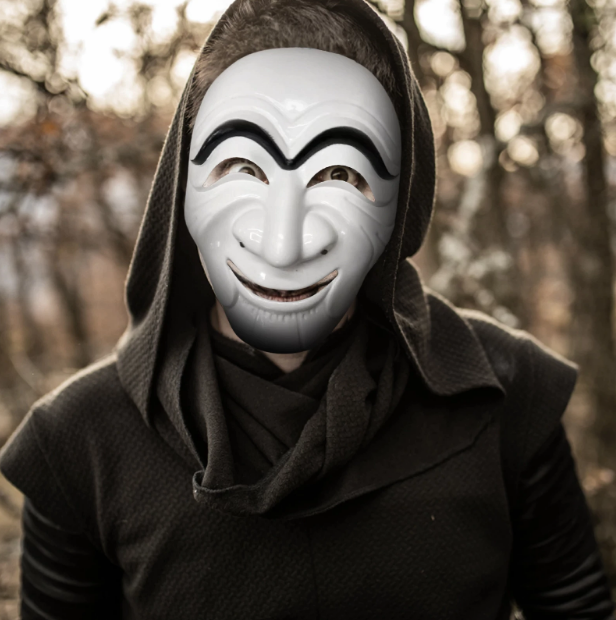 Koreli Hırsız Teatral Hahoe Maskesi - Para Heist Maskesi - Dali Maskesi (CLZ)