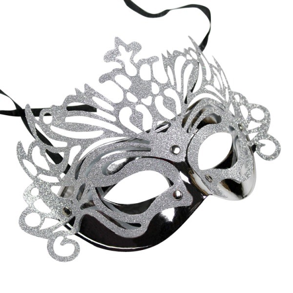 Metalik Gümüş Renk Masquerade Kelebek Simli Parti Maskesi 23x14 cm (CLZ)