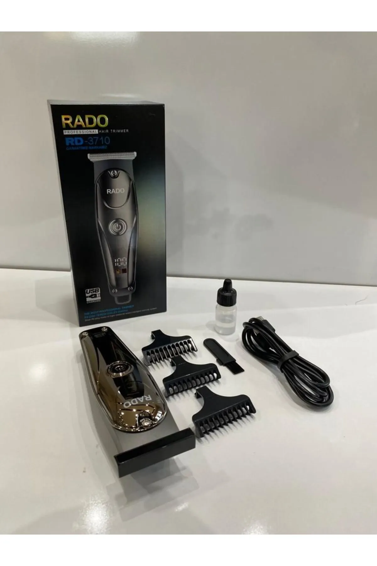 RADO RD-3710 T Bıçak Sıfır Kesim LCD Ekran Şarjlı Tıraş Makinesi RADO RD-3710 T Bıçak Sıfır Kesim LCD Ekran Şarjlı Tıraş Makinesi
