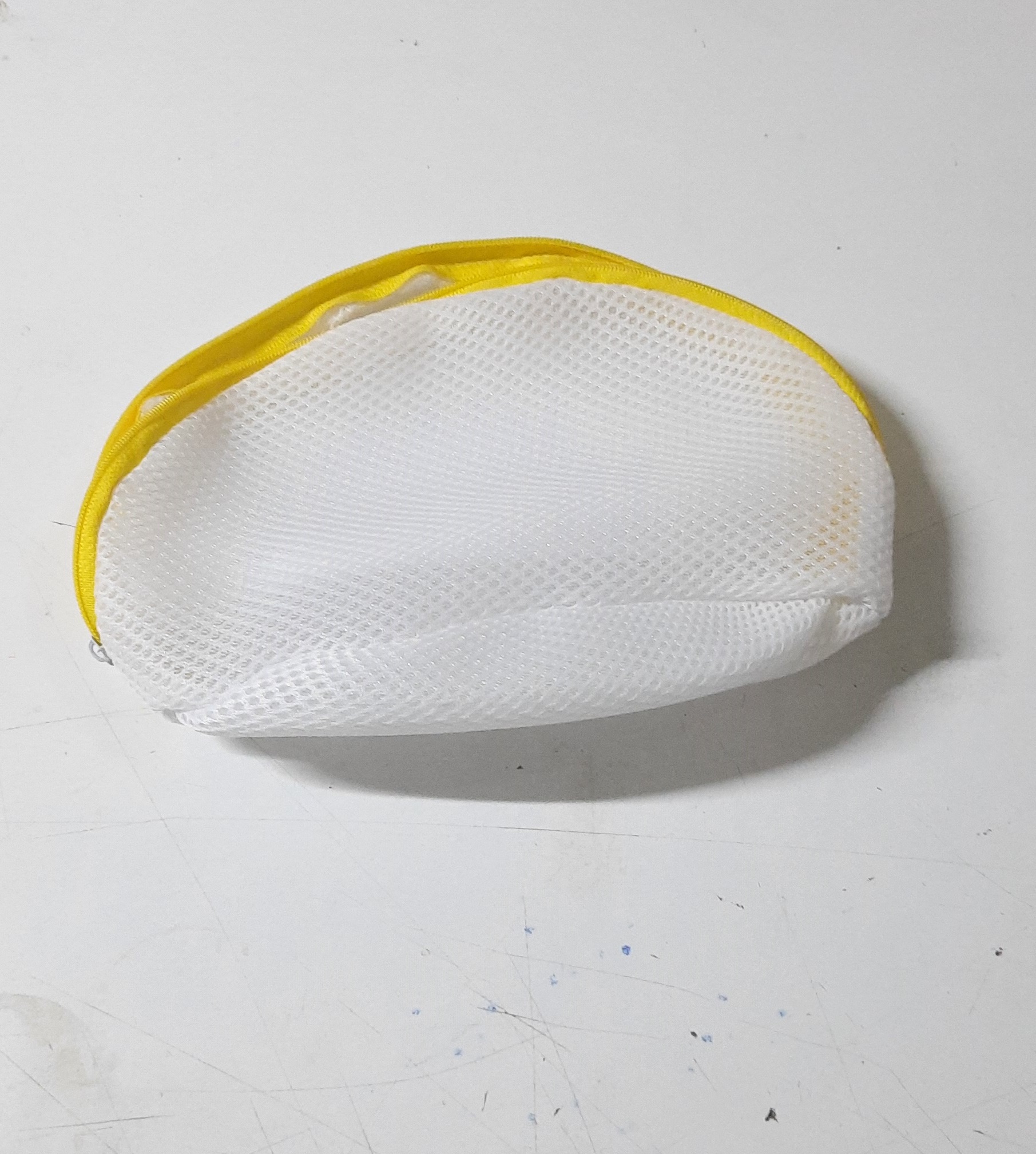 CLZ174 Sarı Fermuarlı Beyaz File Sütyen Yıkama Bikini İç Çamaşırı Hassas Çamaşır Yıkama Aparatı