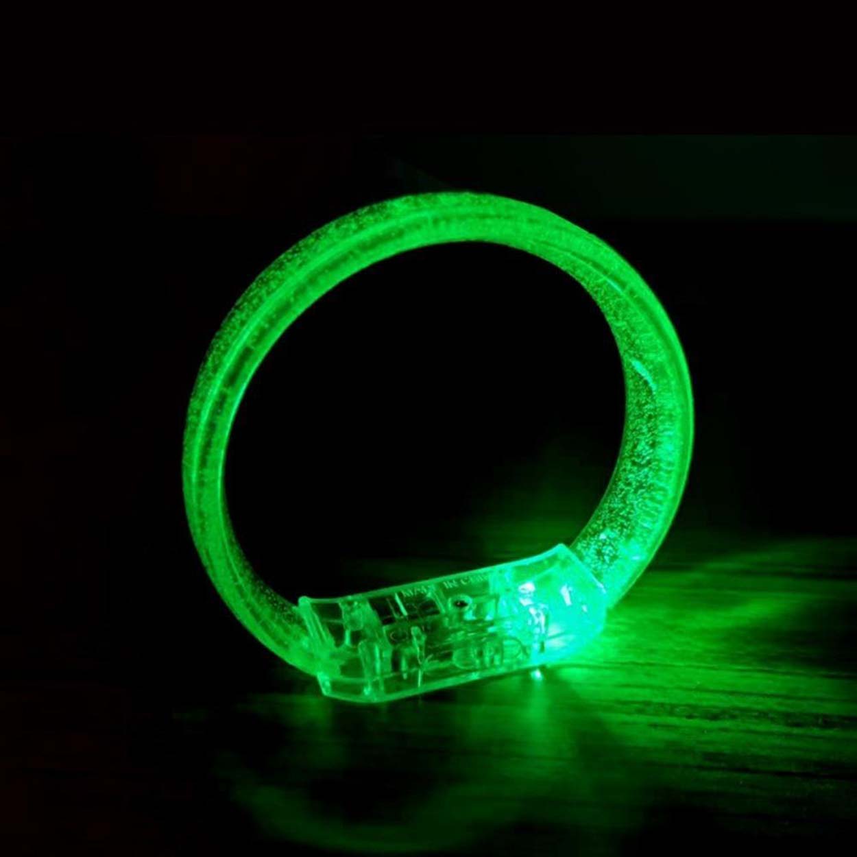 Yeşil Led Işıklı Baskı Yapılabilen Pilli Bileklik Bilezik 1,5 cm Genişlik Yeşil Led Işıklı Baskı Yapılabilen Pilli Bileklik Bilezik 1,5 cm Genişlik